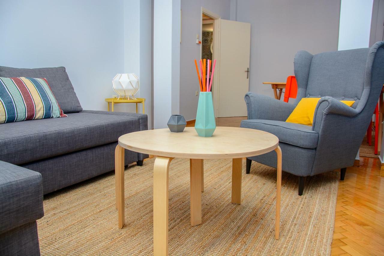 Fully Renovated And Relaxing Apartment Athens Luaran gambar