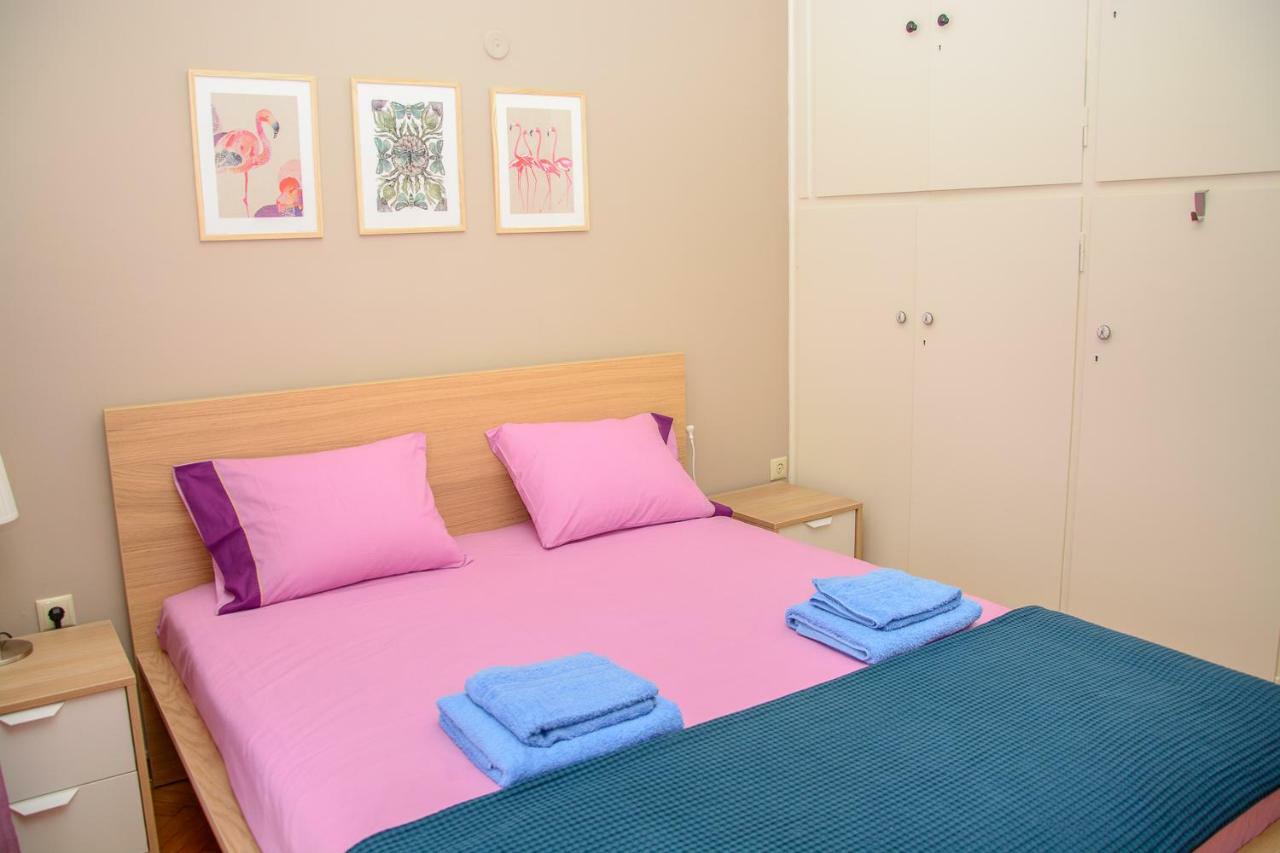 Fully Renovated And Relaxing Apartment Athens Luaran gambar